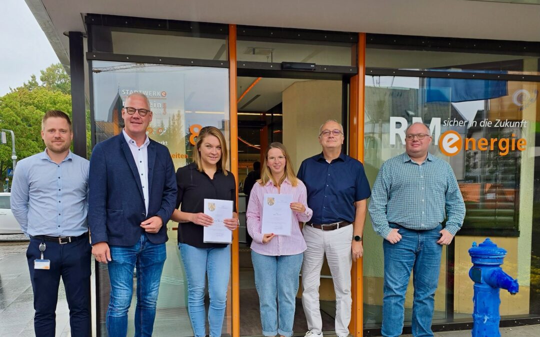15 Jahre Stadtwerke: Herzlichen Glückwunsch, Sophie Werder und Julia Heinz!