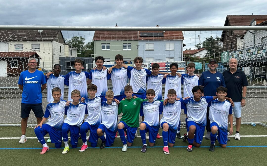 Stadtwerke unterstützen C-Jugend der FV Olympia Ramstein